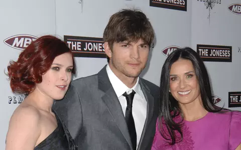 Fiica lui Demi Moore a fost îndrăgostită de Ashton Kutcher! Ce s-a întâmplat când a aflat că mama ei se iubea cu actorul
