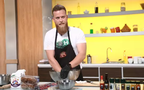 Cine e Robert Vasiliu, alias Ragnar, de la Chefi la Cuțite