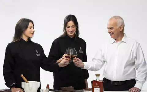 (P) Metaxa &  Ésophy un răsfăț pentru simțuri