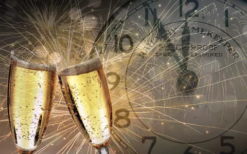 Superstiții pentru Revelion. Ce trebuie să faci de Anul Nou pentru noroc, bani și dragoste