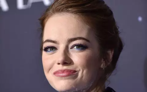 Emma Stone e însărcinată! Primele imagini cu burtica de gravidă