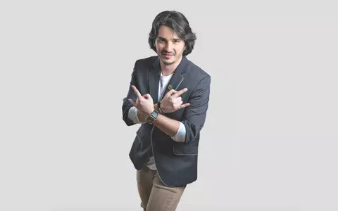 Alex Vasilache de la JukeBox, primul artist din România vaccinat anti-COVID. Prima declarație după imunizare