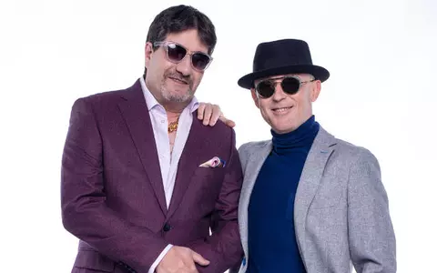 Scandal la început de an! Câți bani au luat Mugur Mihăescu și Radu Pietreanu de la Vacanța Mare pentru programul de Revelion de la TVR