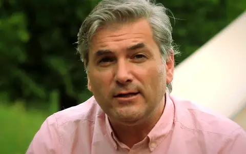 Mircea Radu suferă de o boală, de ani buni: „Aşteptând cu ochii deschişi ameţelile şi amorţeala”