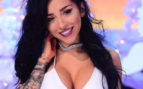 Cum arăta Ruby înainte de operațiile estetice. E de nerecuoscut