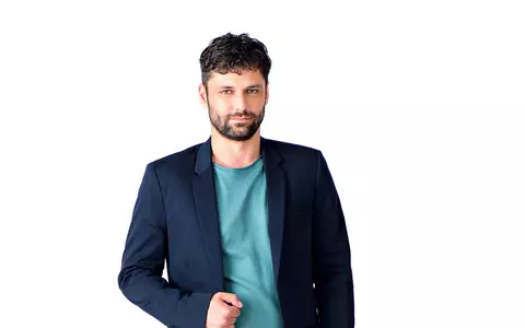 Alecsandru Dunaev, protagonistul din serialul Adela: „A trebuit să lupt enorm să pot supraviețui din actorie” EXCLUSIV