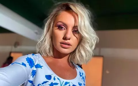 Alexandra Stan a plâns, la Survivor, când și-a amintit că a fost bătută de fostul iubit. Sora ei: "Nu suportă violența nici fizică, nici verbală"
