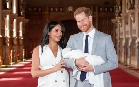 Meghan Markle este însărcinată a doua oară. Prințul Harry va fi din nou tătic