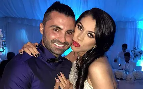 Pepe a divorțat astăzi la notar. Raluca Pastramă a venit însoțită de fratele ei