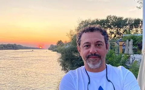Sorin Bontea împlinește azi 51 de ani. Cum a fost sărbătorit juratul Chefi la Cuțite de colegii lui, Florin Dumitrescu și Cătălin Scărlătescu