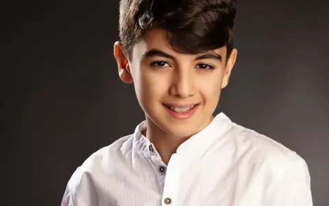 Îl mai ții minte pe Omar, primul câștigător Next Star? Cum arată acum, la 20 de ani, și ce artist l-a "adoptat"