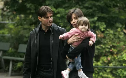 Cum arată Suri Cruise, fiica lui Katie Holmes și Tom Cruise, la 15 ani. Seamănă leit cu mama ei!