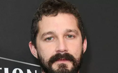 Shia LaBoeuf, părăsit de fiica lui Andie MacDowell. Motivul deciziei lui Margaret Qualley