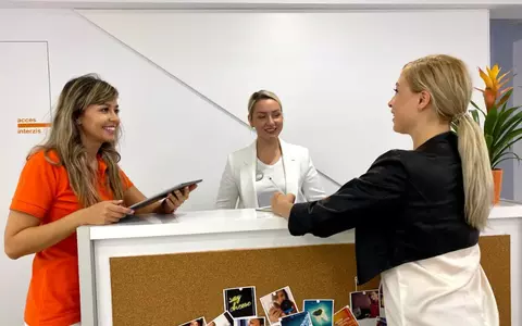 (P) Ce influențează succesul unui implant dentar?