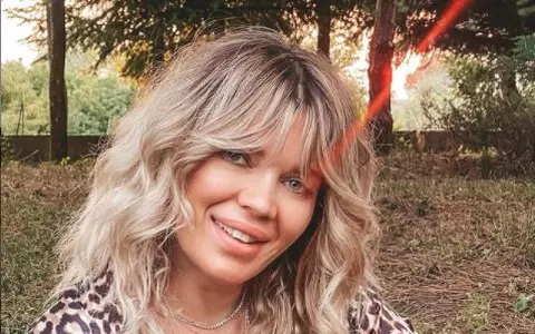Gina Pistol a născut o fetiță. Smiley a devenit tătic pentru prima dată
