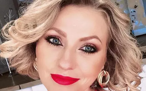 Mirela Vaida, atacată în direct, cu o cărămidă! Prezentatoarea TV este în stare de șoc