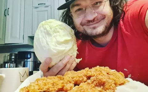 Cum arată Florin Dumitrescu după ce a slăbit 10 kg, cu varză crudă: "M-am cam tras la față"