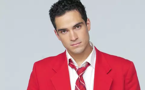 Îl mai ții minte pe Miguel din Rebelde? Cum arată Alfonso Herrera la 15 ani de la finalul telenovelei