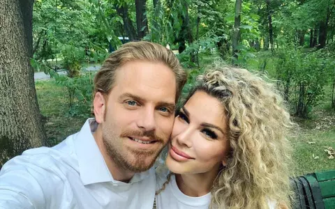 Alina și Ilan Laufer, prima fotografie cu gemenii. Au ieșit în parc