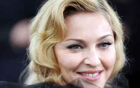 Madonna, de nerecunoscut la 62 de ani! Cum a fost surprinsă de paparazzi, la câteva luni după ce a apărut în baston