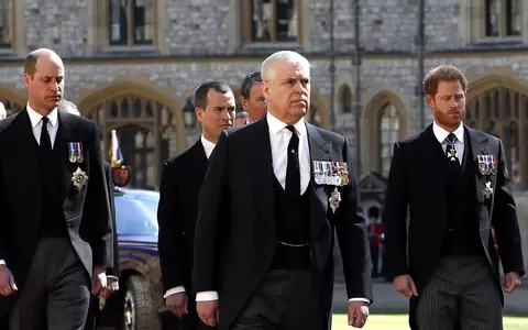 Ce au vorbit Prințul Harry și Prințul William la înmormântarea Prințului Philip. Experții au citit pe buze!