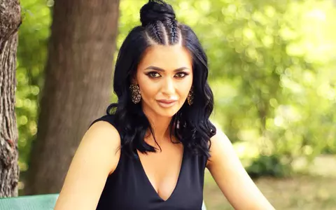 Cine este Raluca Dumitru de la Survivor. A fost asistentă TV