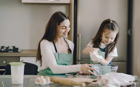 Gustări sănătoase și alimentație corectă la copii: sfaturi pentru părinți
