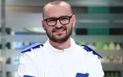 Cine e Cătălin Amarandei de la Chefi la Cuțite. Muncește de la 14 ani
