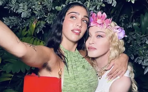 Loures îi calcă pe urme mamei sale, Madonna. Ultimele ei fotografii au stârnit mari controverse