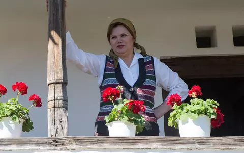 Ce face și cum se simte Natașa Raab după ce a fost diagnosticată cu o boală autoimună: "Nu am bani mulți, dar mergem îainte!"