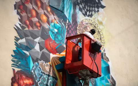 Obie Platon a creat „Art for Air”, în colaborare cu Romanian Design Week. Proiectul a fost susținut de IQOS (P)