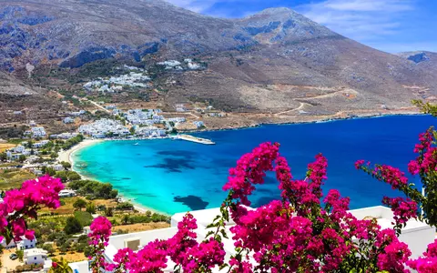 Top 5 destinații de vacanță mai puțin cunoscute din Grecia