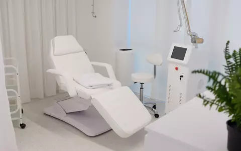 (P) Vedetele s-au reunit la deschiderea celei mai noi clinici de infrumusetare din Bucuresti: M Skin
