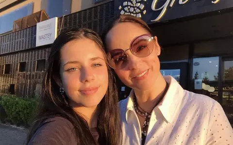Fiica Andreei Marin se apucă de cântat. Violeta înregistrează o melodie cu Ștefan Bănică