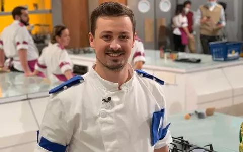 Cum arată iubita lui Florin Revesz de la Chefi la Cuțite. Sunt împreună de 9 ani