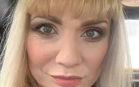 Cristina Cioran a născut prematur: "Rugați-vă pentru mine și pentru fetița mea"