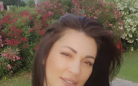 Nicoleta Luciu a plecat în vacanță cu cei patru copii. Unde își vor petrece următoarele luni