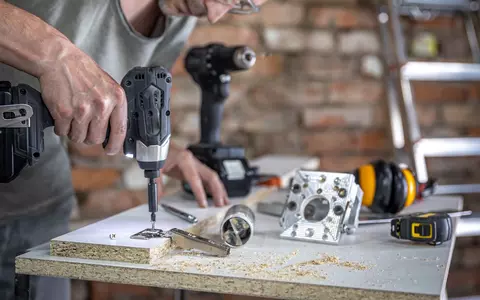 (P) Șuruburile autoforante și șuruburile autofiletante, soluția elegantă în orice amenajare