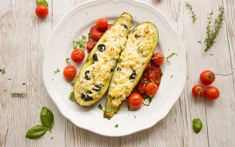 Dovlecei umpluți. Cea mai simplă și delicioasă rețetă
