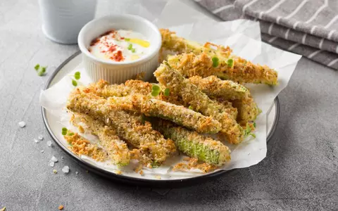Rețetă de crochete din dovlecei. Un aperitiv gustos și dietetic