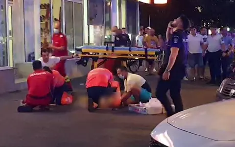 Tragedie în Ploiești. Gemeni de 2 ani au murit după ce au căzut de la etajul 10. Mama lor era pe Facebook