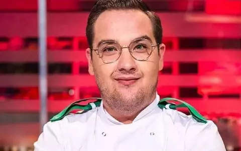 Cine e Răzvan Babană de la Splash! Vedete la apă
