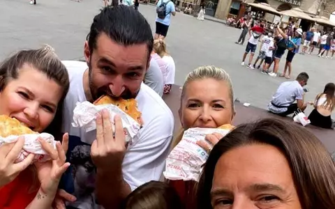 Gina Pistol și Smiley, prima vacanță cu Josephine. Cu ce alt cuplu de vedete au plecat în Florența