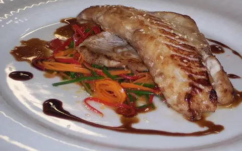 Rețetă de somon cu sos teriyaki. Un deliciu culinar!
