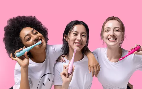 FOREO tocmai a lansat cel mai tare device pentru îngrijire orală din ultimii 70 de ani, periuța de dinți ISSA 3 Sonic