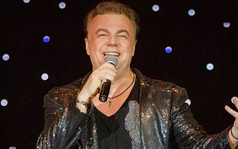 Adrian Enache s-a iubit cu o profesoară când avea 16 ani: „Ea m-a meditat, ne-a luat valul”