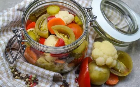 Rețetă de murături în saramură. Simplă și aromată