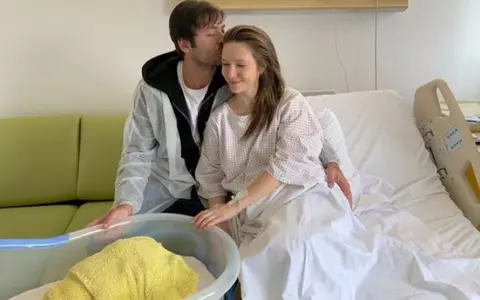 Au COVID-19 și Radu Vâlcan și bebelușul de două luni! Adela Popescu: "Am tras o sperietură"