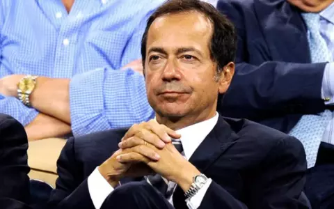 Miliardarul John Paulson și românca Jenny, cel mai scump divorț din istoria SUA! Cum arată amanta acestuia