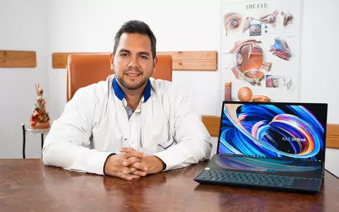 ASUS OLED pentru sănătatea oculară